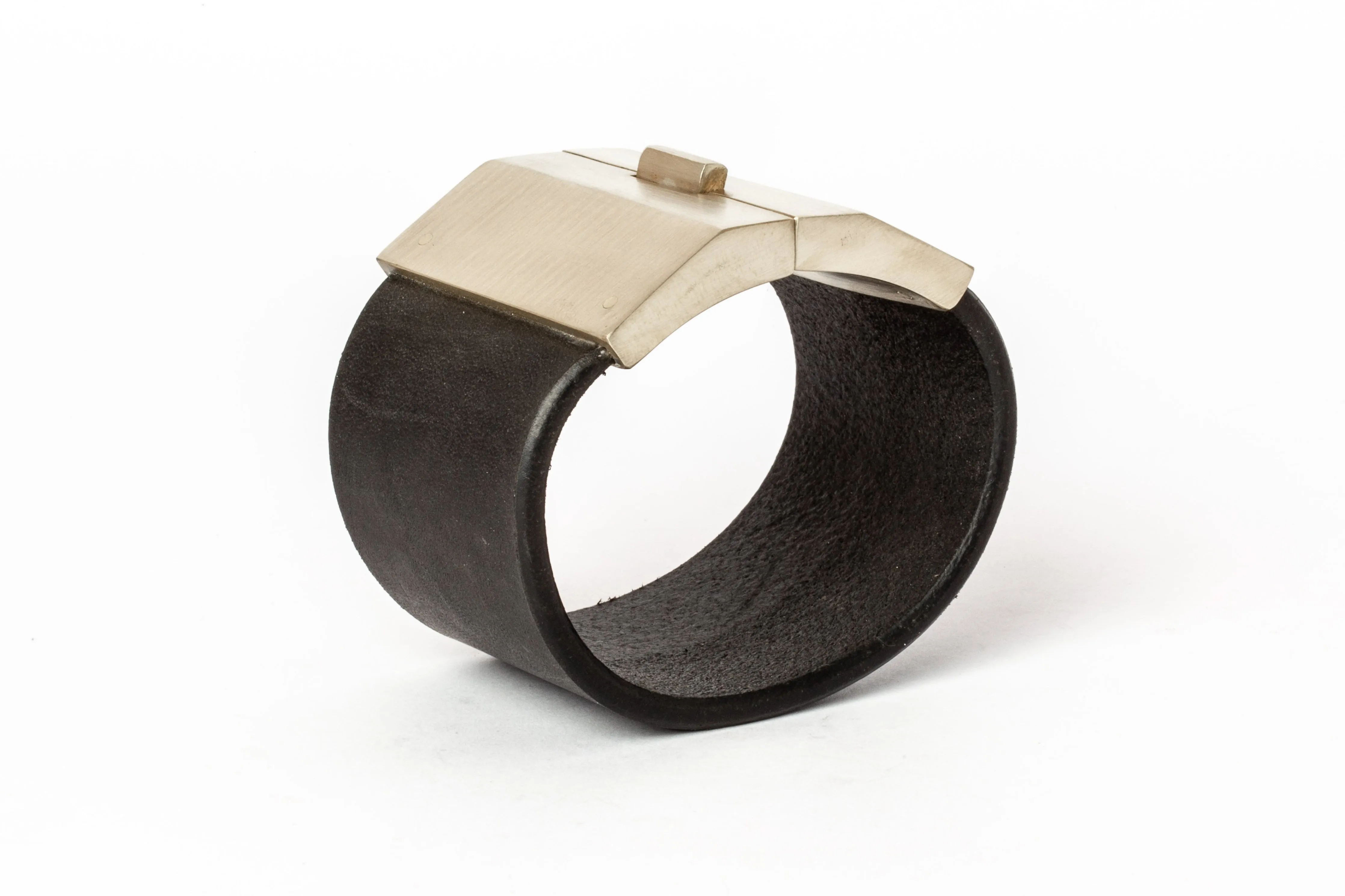 Box Lock Bracelet (Facet, Wide, BLK MA)