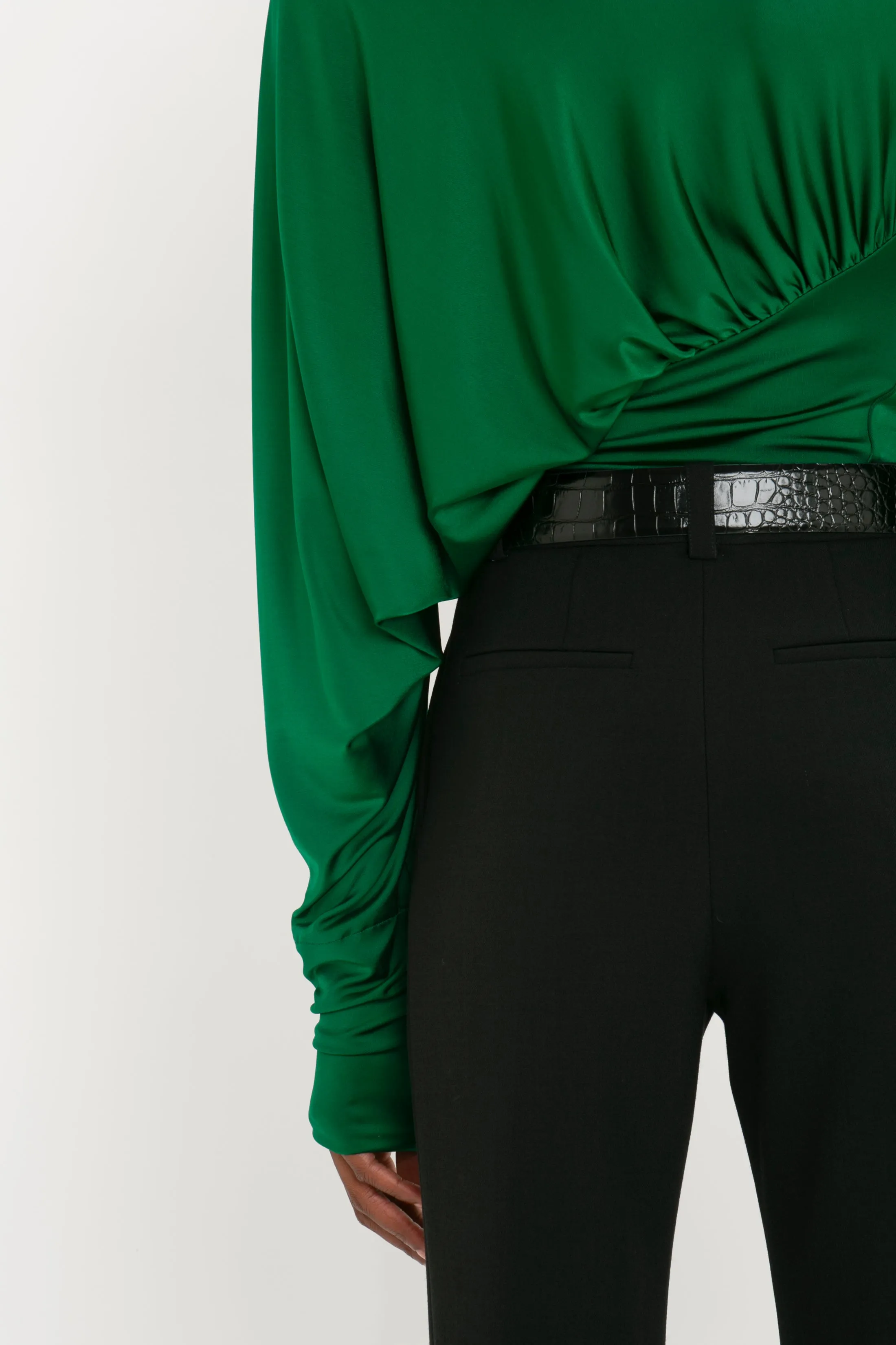 Cropped Kick Trouser In Black