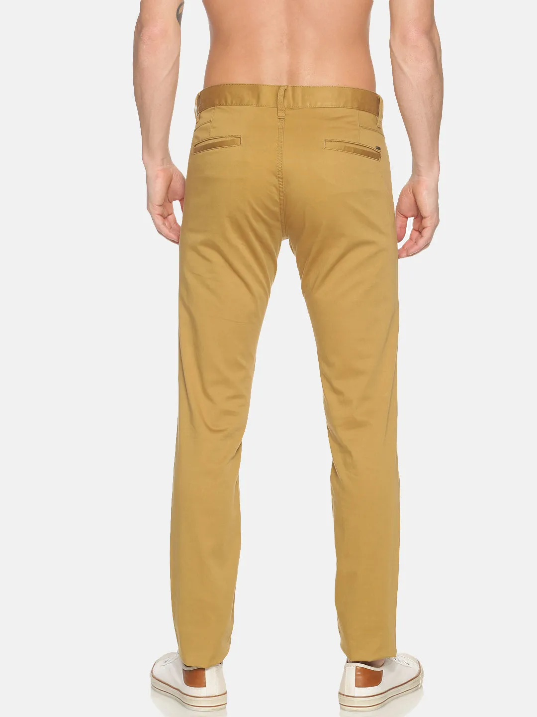 MEN KHAKI SOLID SLIM FIT TROSUER